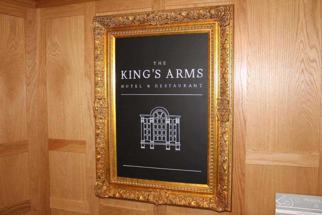 The Kings Arms Hotel Бицестер Съоръжения снимка
